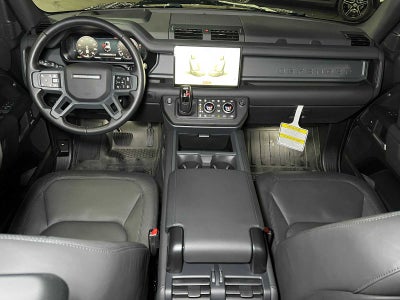 2025 Land Rover Defender X-Dynamic SE