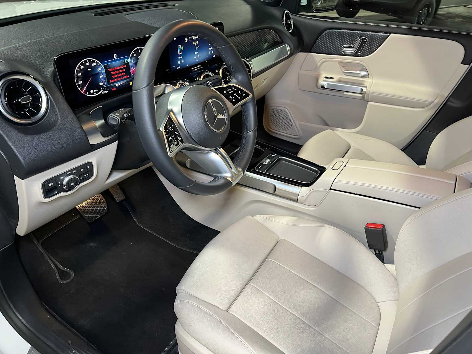 2025 Mercedes-Benz GLB GLB 250