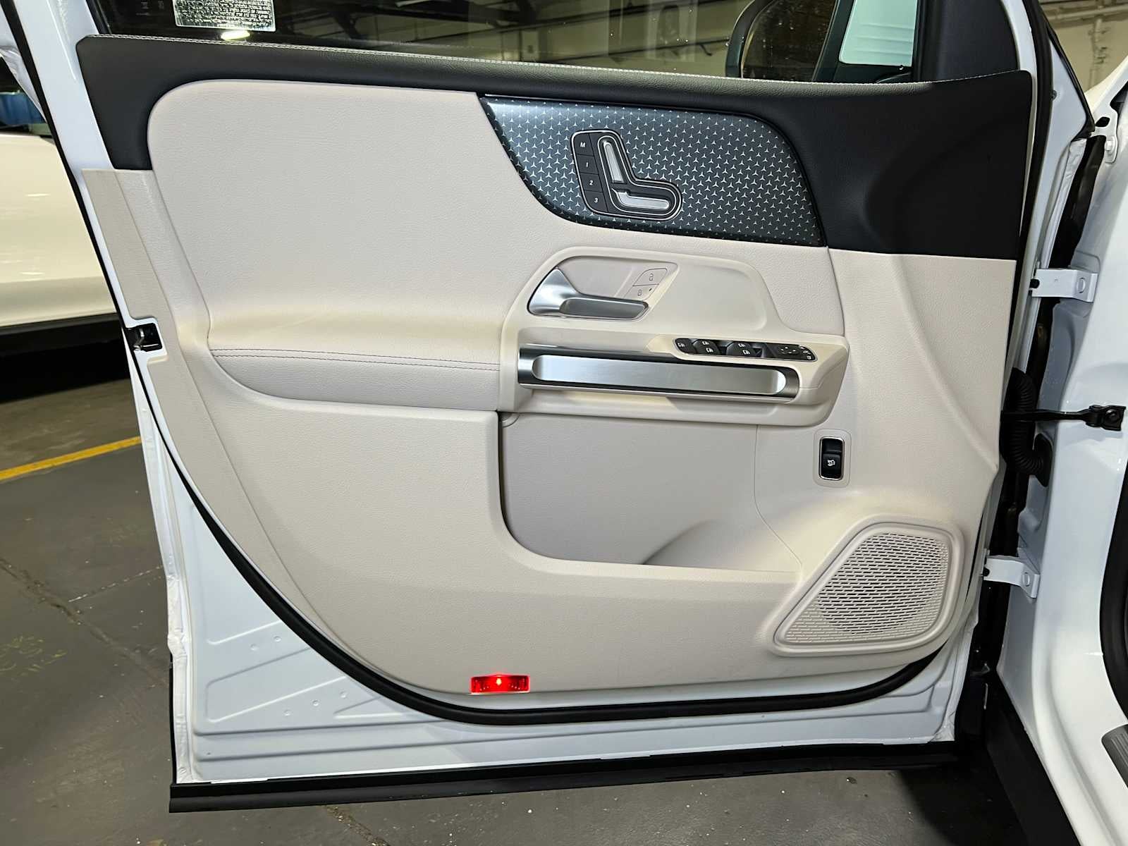 2025 Mercedes-Benz GLB GLB 250