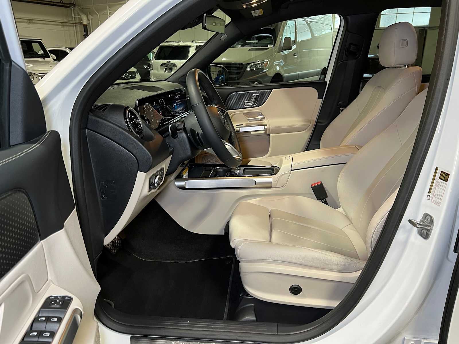 2025 Mercedes-Benz GLB GLB 250