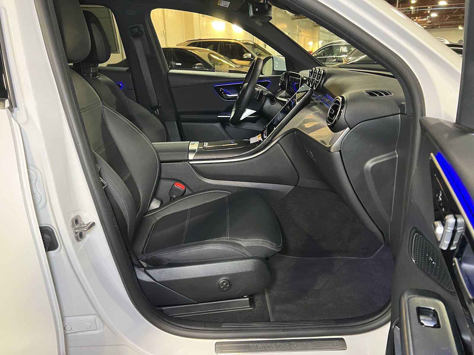 2025 Mercedes-Benz GLC GLC 300