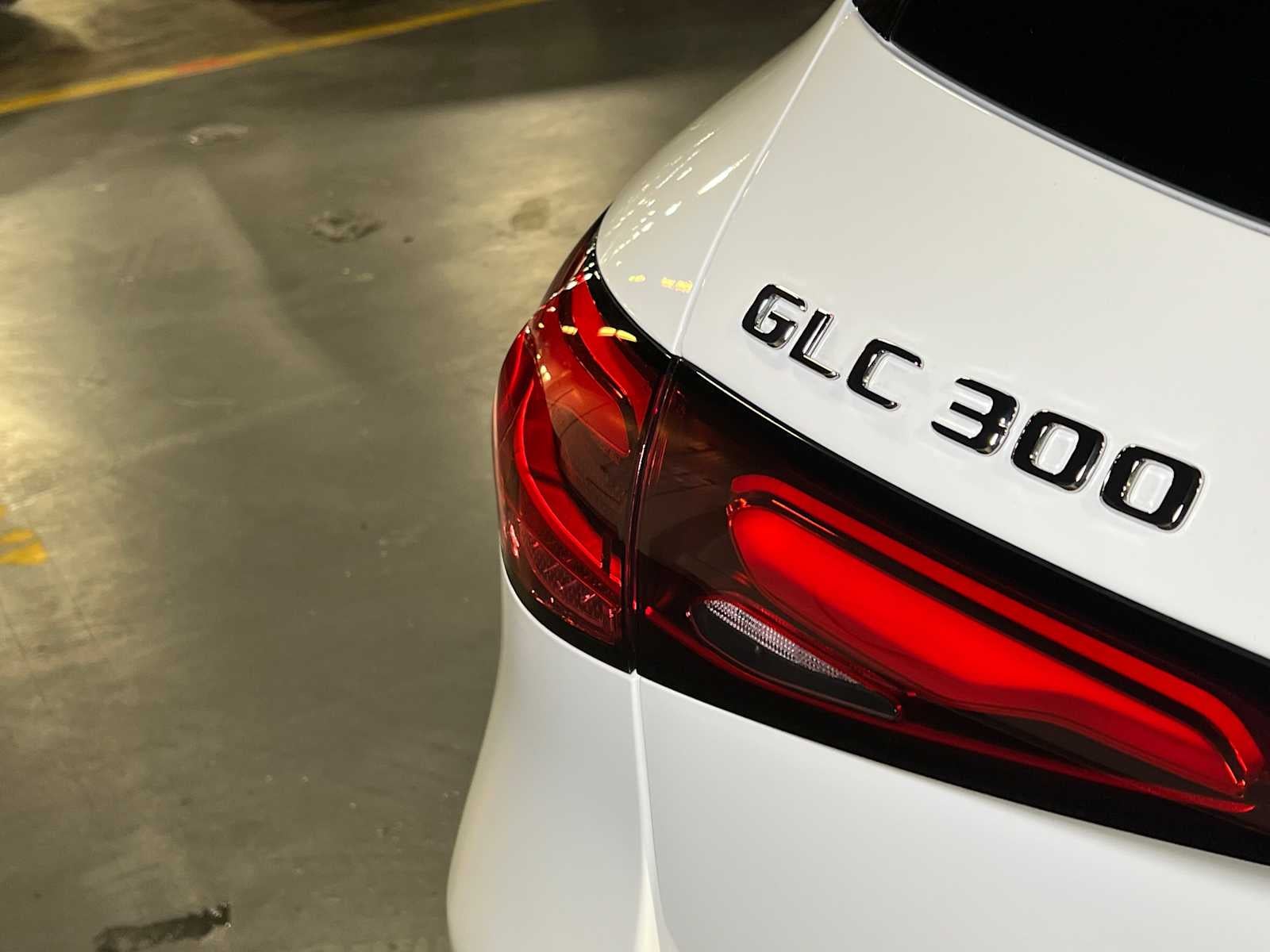 2025 Mercedes-Benz GLC GLC 300