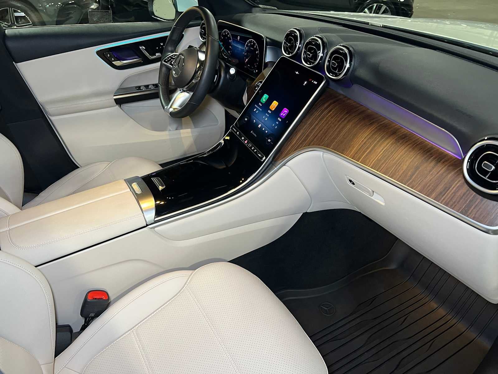 2025 Mercedes-Benz GLC GLC 300