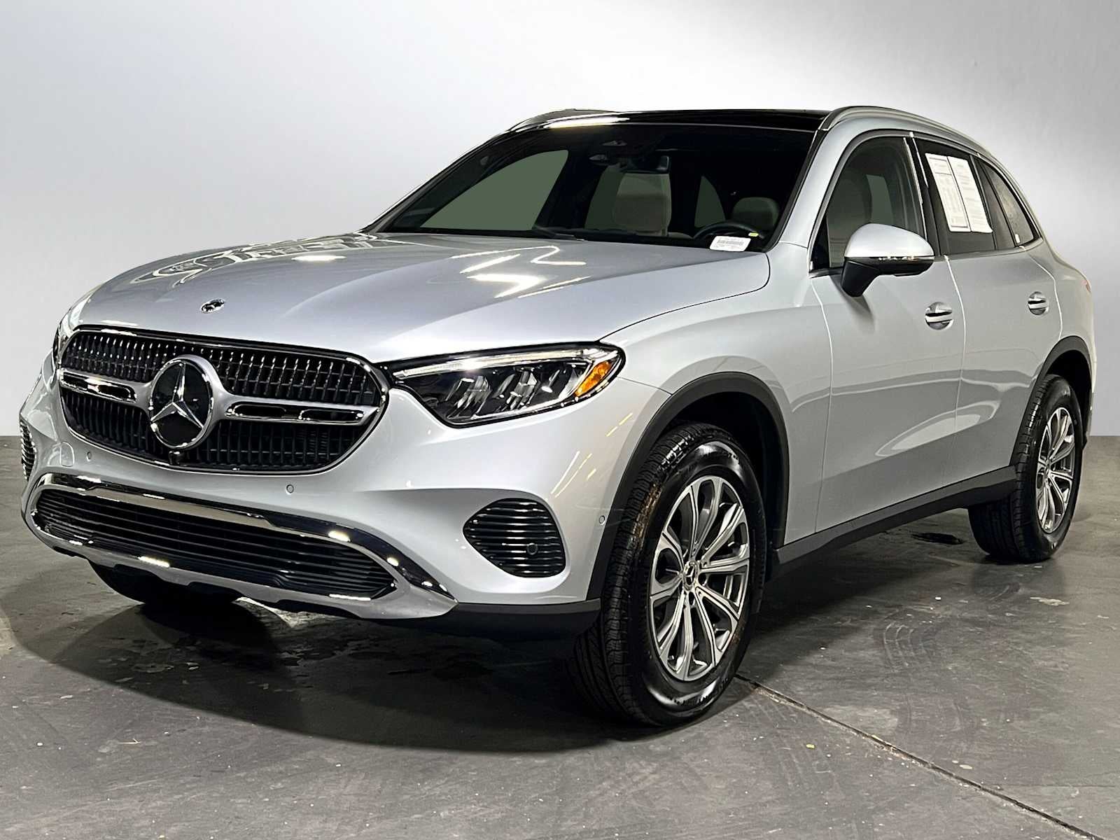 2025 Mercedes-Benz GLC GLC 300