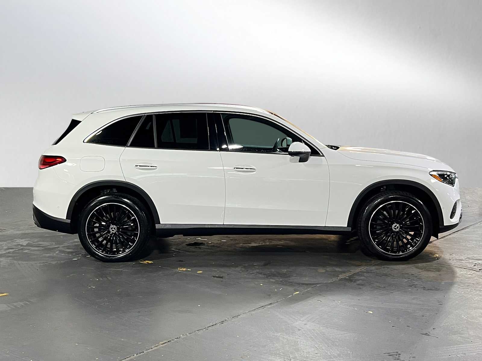 2025 Mercedes-Benz GLC GLC 300