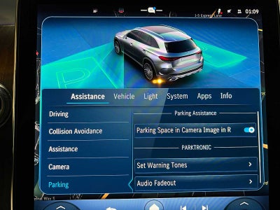 2025 Mercedes-Benz GLC GLC 300