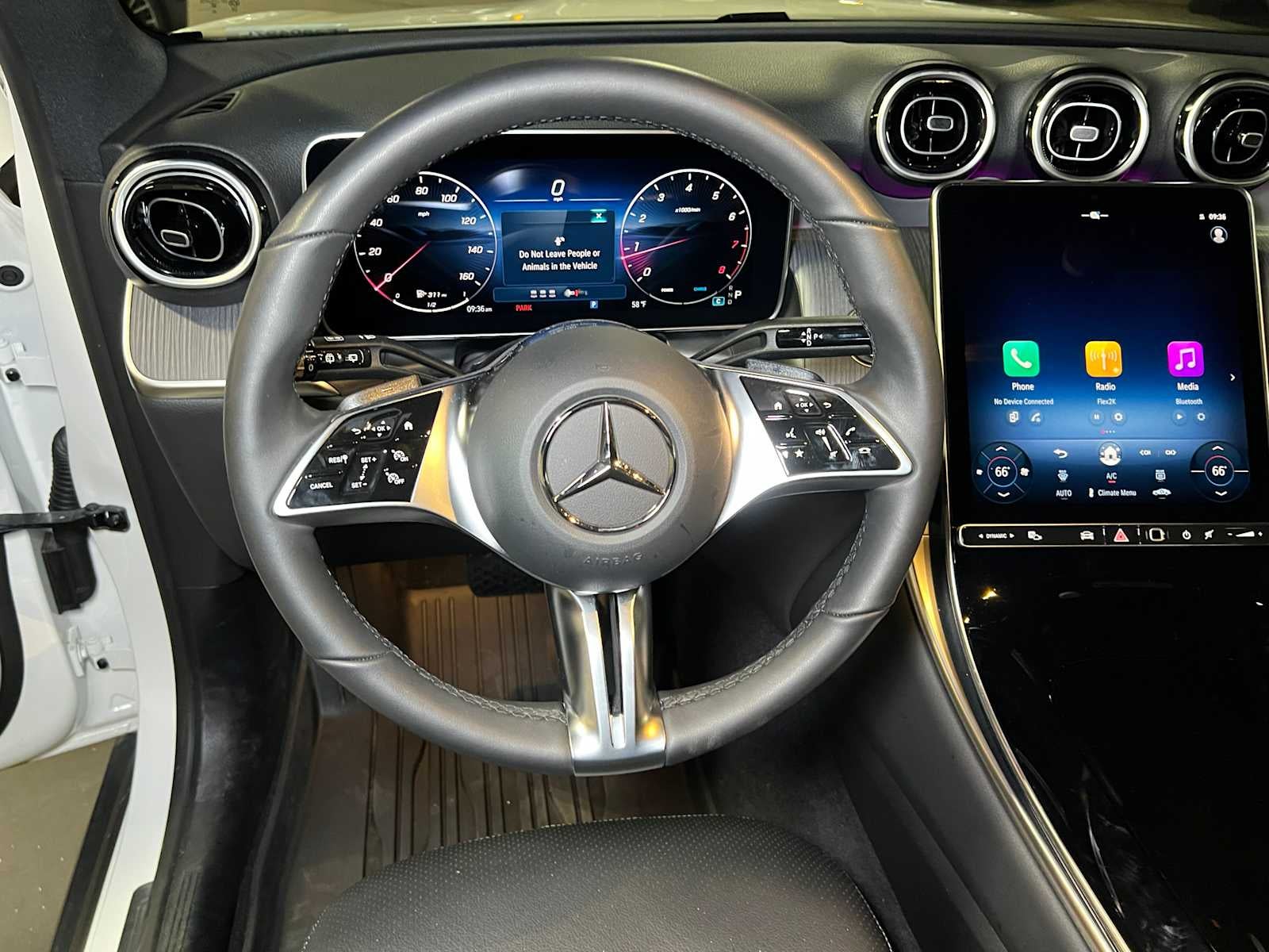 2025 Mercedes-Benz GLC GLC 300