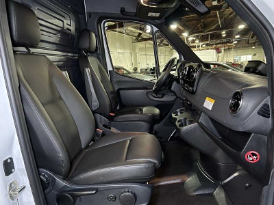 2025 Mercedes-Benz Sprinter 2500 Standard Roof I4 Diesel 144" RWD