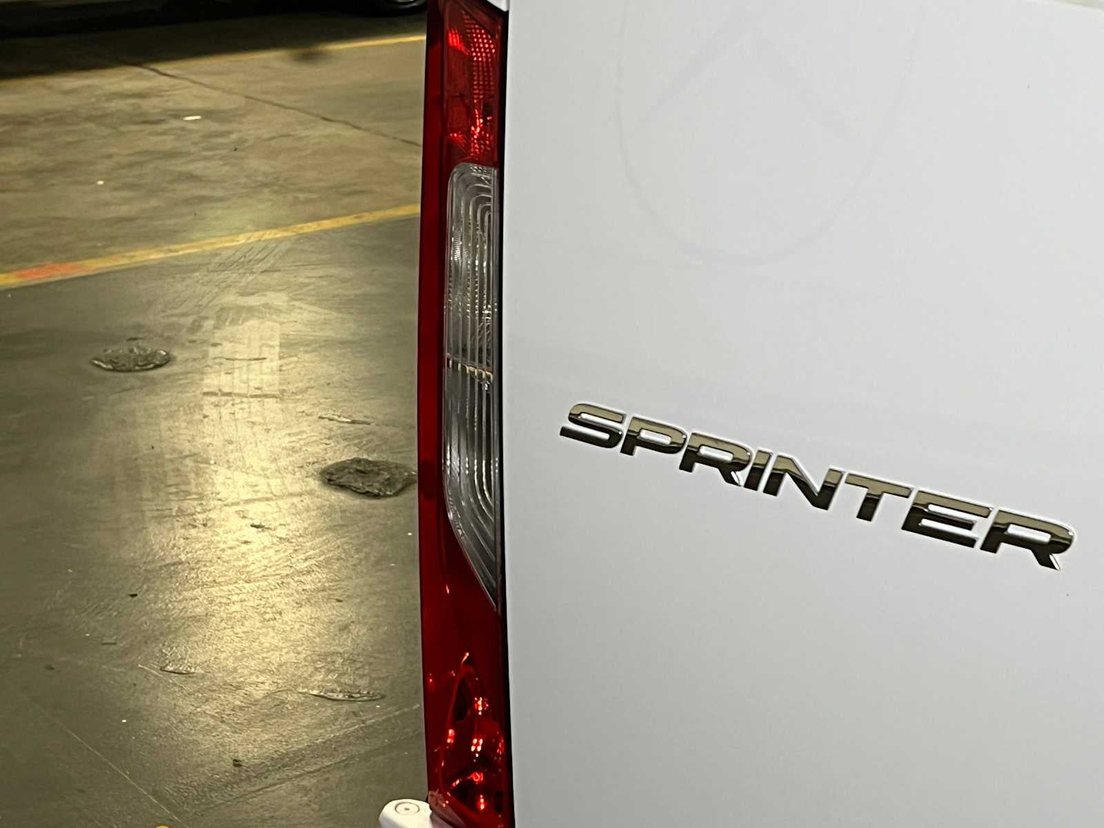 2025 Mercedes-Benz Sprinter 2500 Standard Roof I4 Diesel 144" RWD