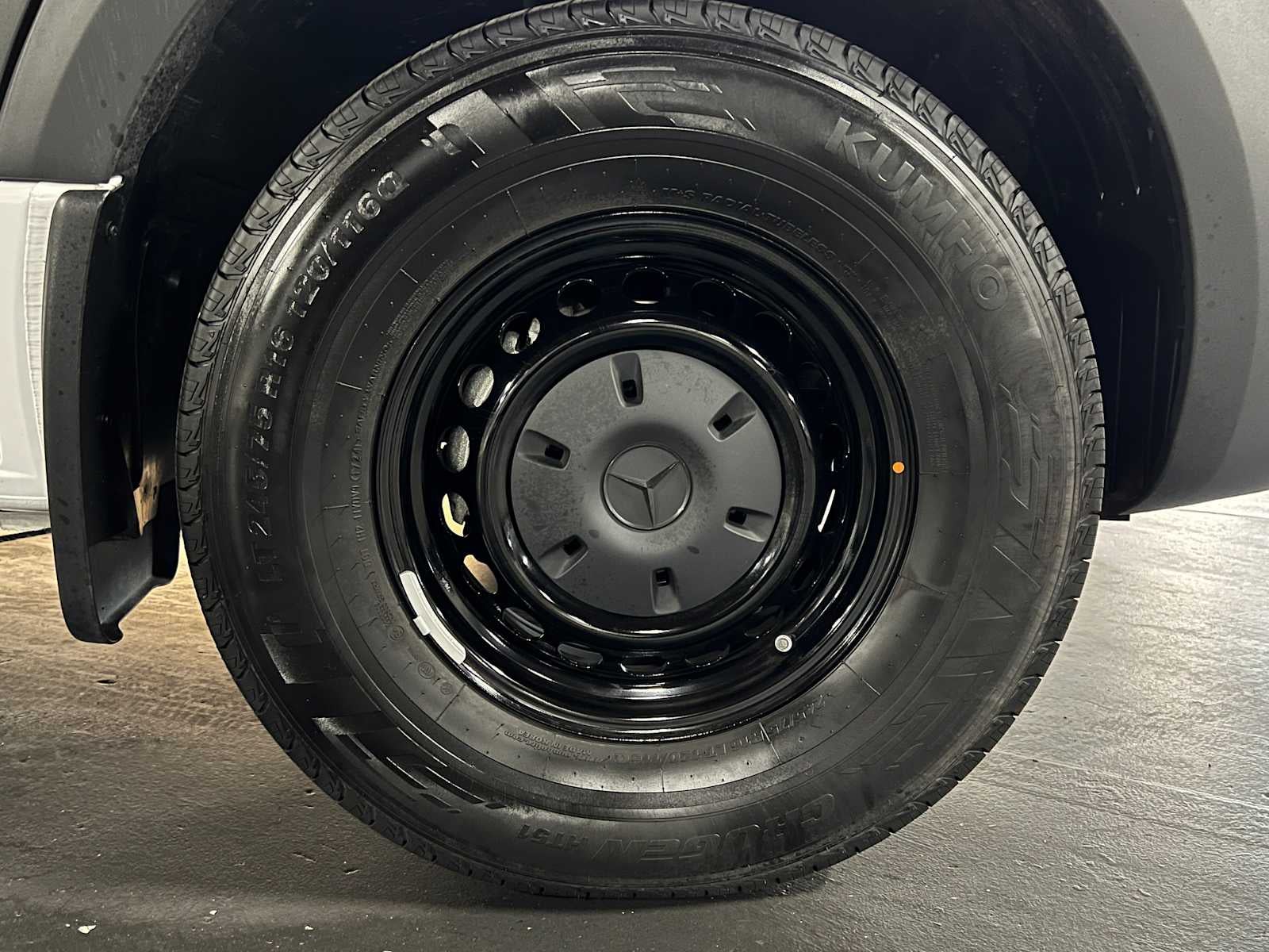 2025 Mercedes-Benz Sprinter 2500 Standard Roof I4 Diesel 144" RWD