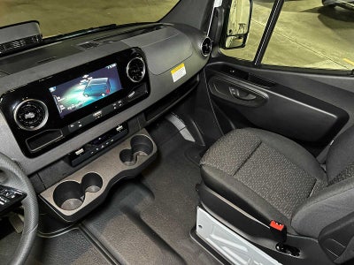 2025 Mercedes-Benz Sprinter 2500 Standard Roof I4 Diesel 144" RWD