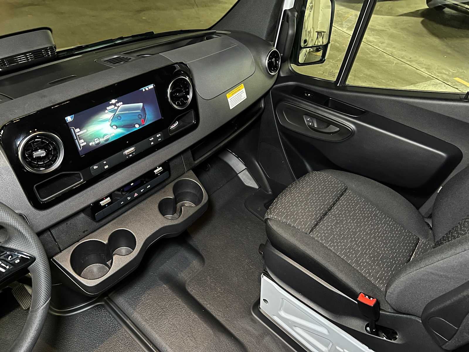 2025 Mercedes-Benz Sprinter 2500 Standard Roof I4 Diesel 144" RWD