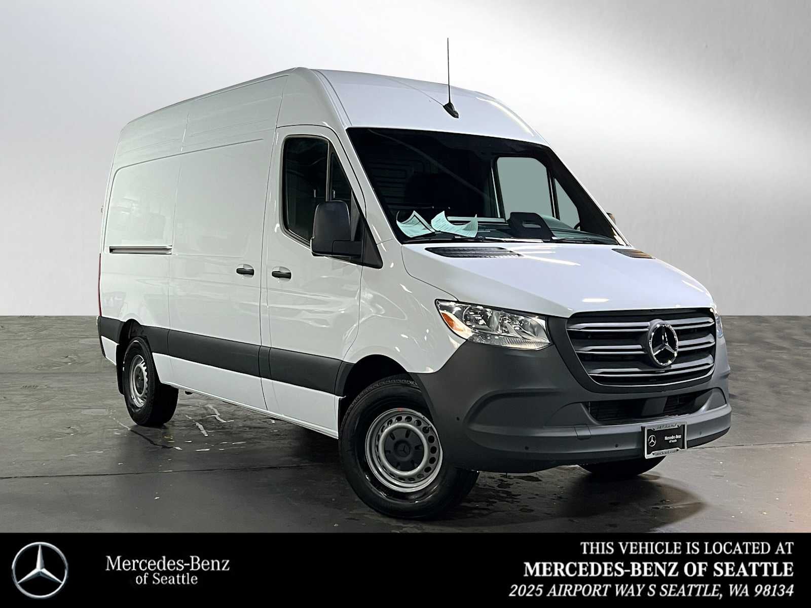 2025 Mercedes-Benz Sprinter 2500 Standard Roof I4 Diesel 144" RWD