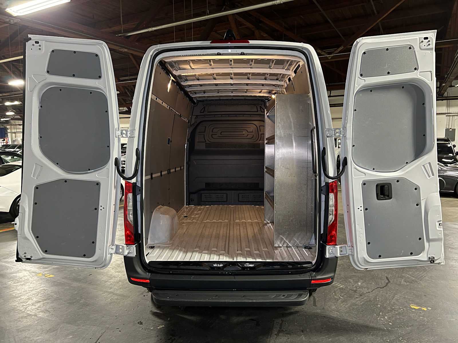 2025 Mercedes-Benz Sprinter 2500 Standard Roof I4 Diesel 144" RWD