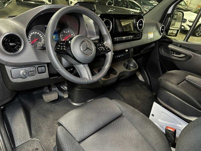 2025 Mercedes-Benz Sprinter 2500 Standard Roof I4 Diesel 144" RWD