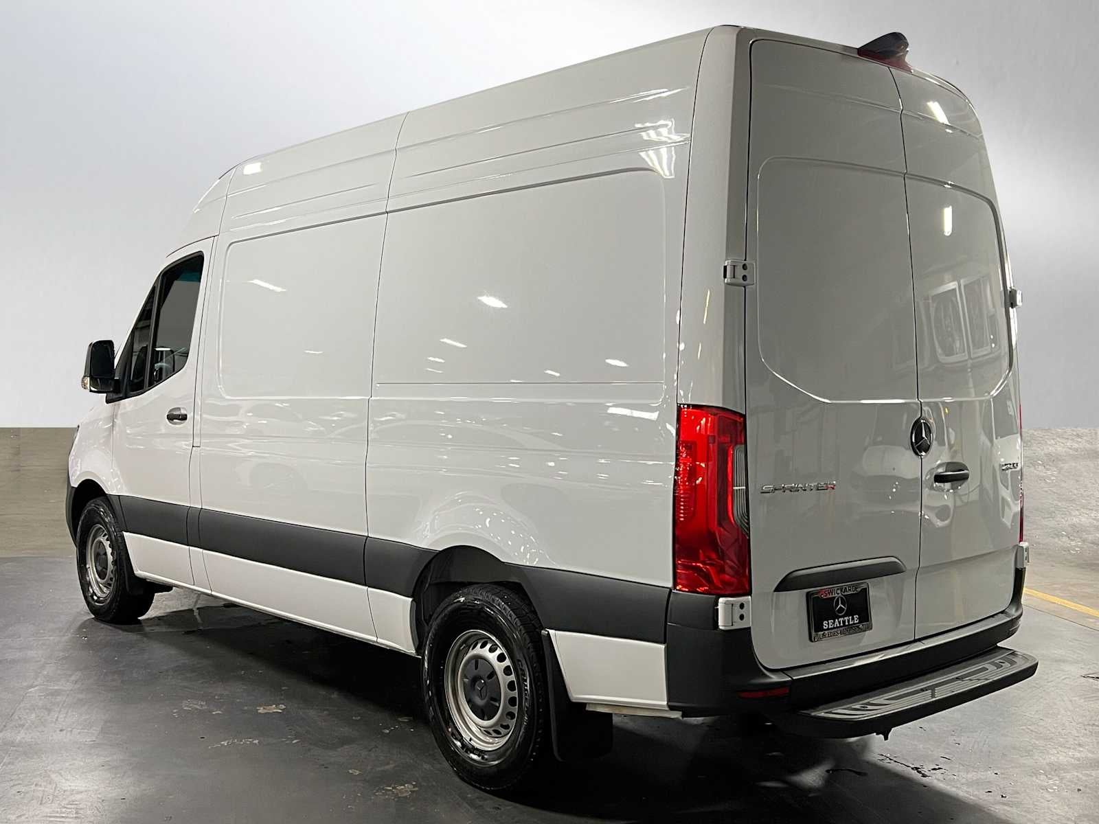 2025 Mercedes-Benz Sprinter 2500 Standard Roof I4 Diesel 144" RWD