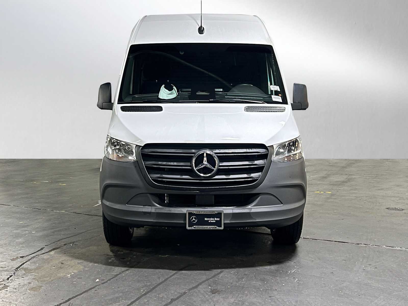 2025 Mercedes-Benz Sprinter 2500 Standard Roof I4 Diesel 144" RWD