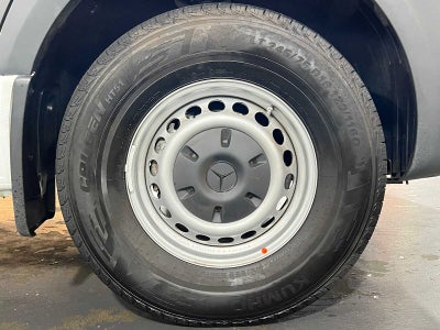 2025 Mercedes-Benz Sprinter 2500 Standard Roof I4 Diesel HO 144" RWD