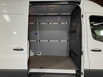 2025 Mercedes-Benz Sprinter 2500 Standard Roof I4 Diesel HO 144" RWD