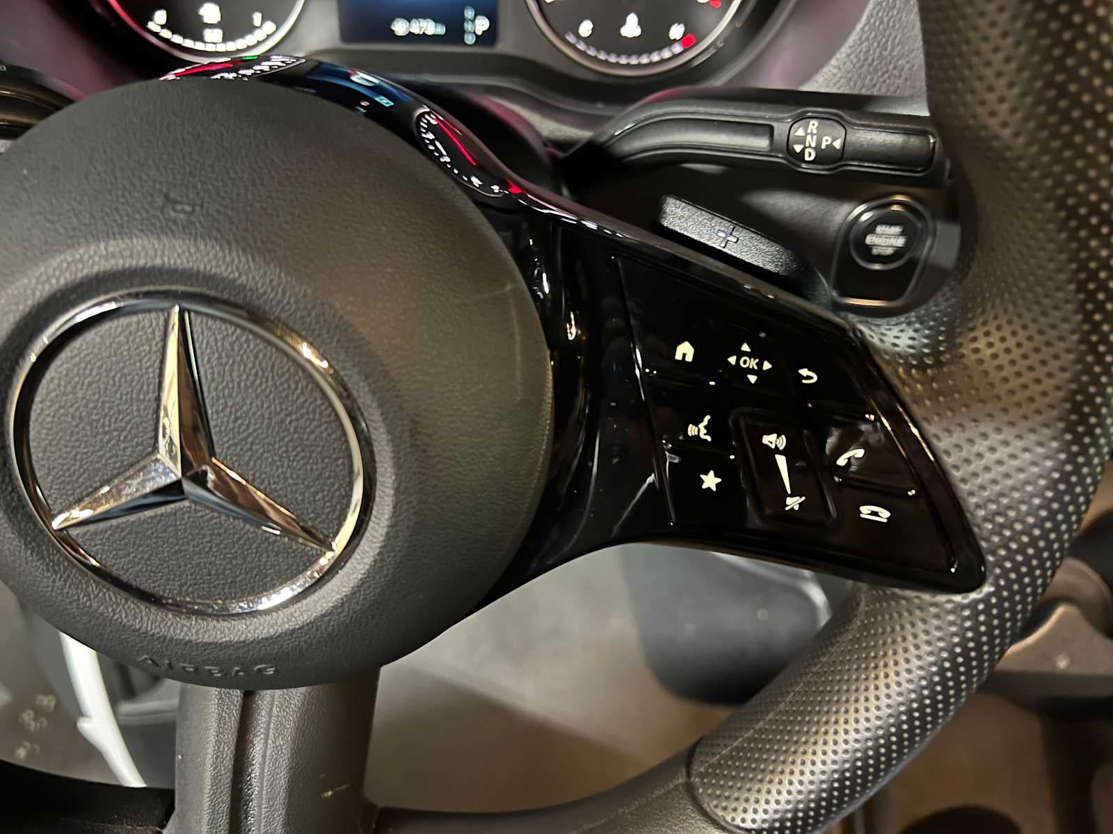 2025 Mercedes-Benz Sprinter 2500 Standard Roof I4 Diesel HO 144" RWD