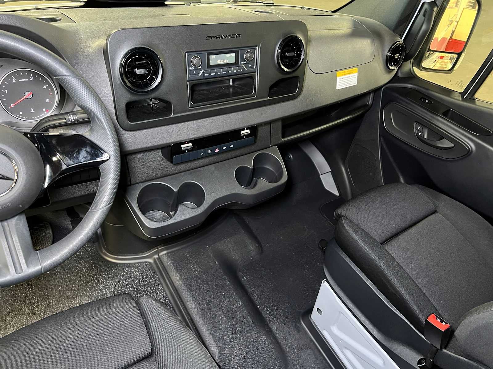 2025 Mercedes-Benz Sprinter 2500 High Roof I4 Diesel HO 170" RWD