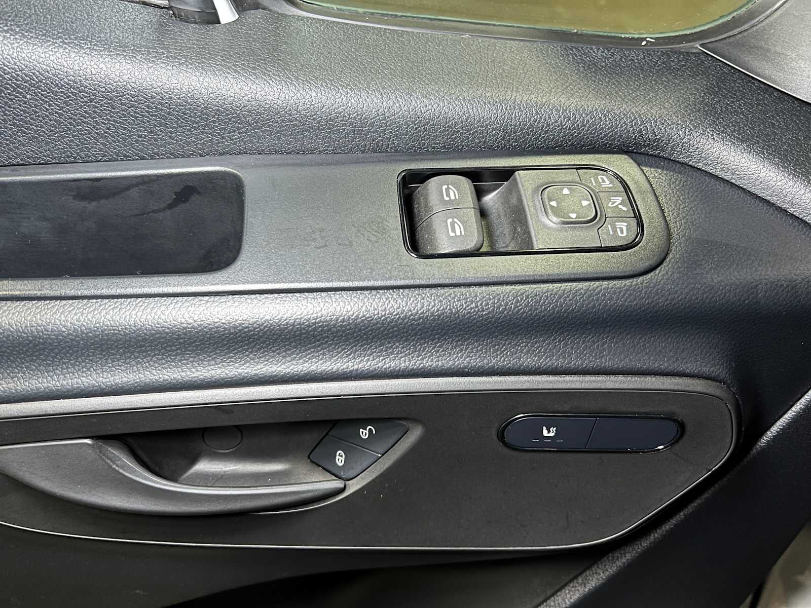 2025 Mercedes-Benz Sprinter 2500 High Roof I4 Diesel HO 170" RWD