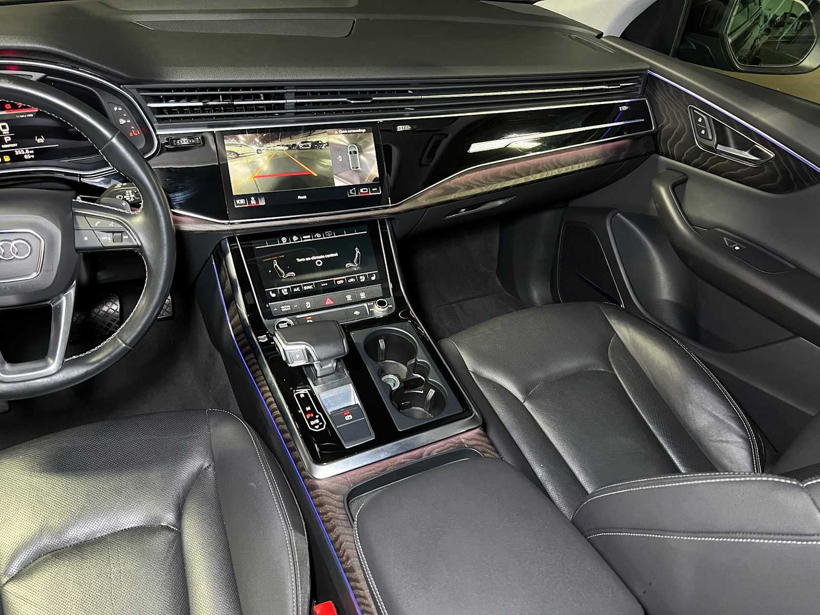 2022 Audi Q8 Premium Plus