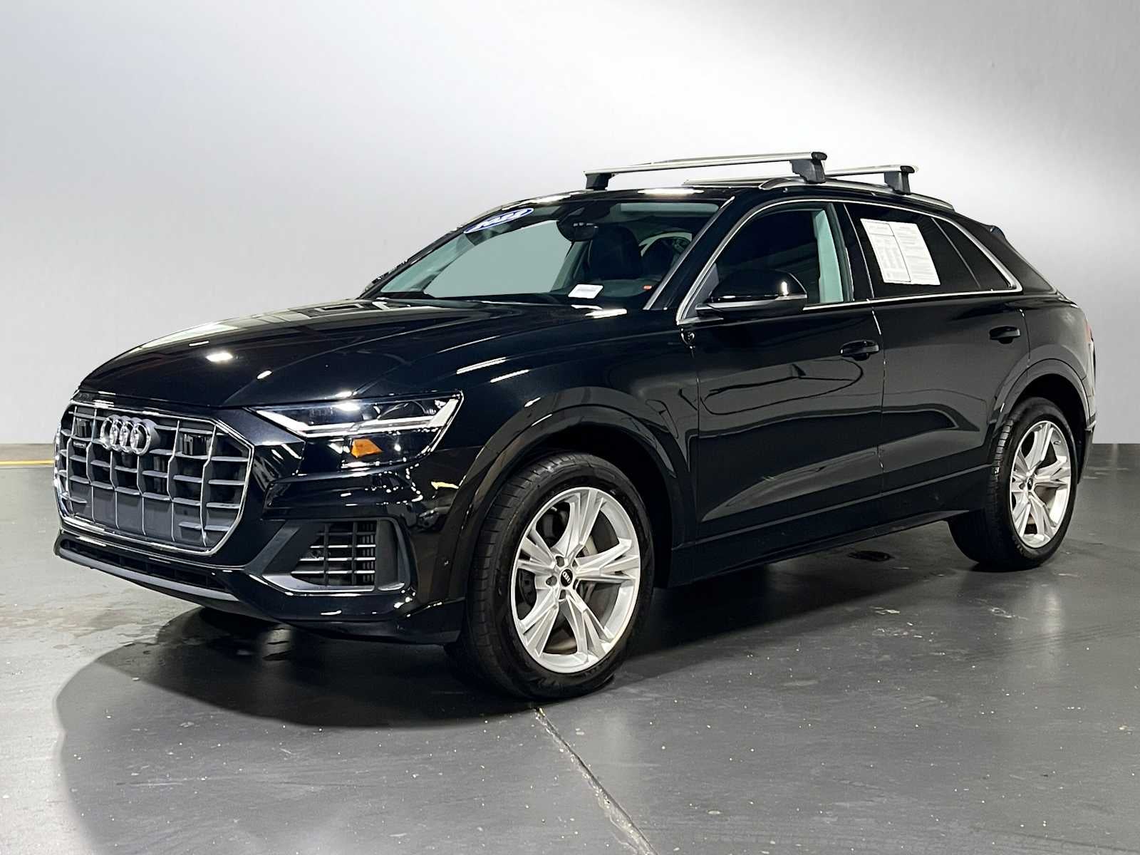 2022 Audi Q8 Premium Plus