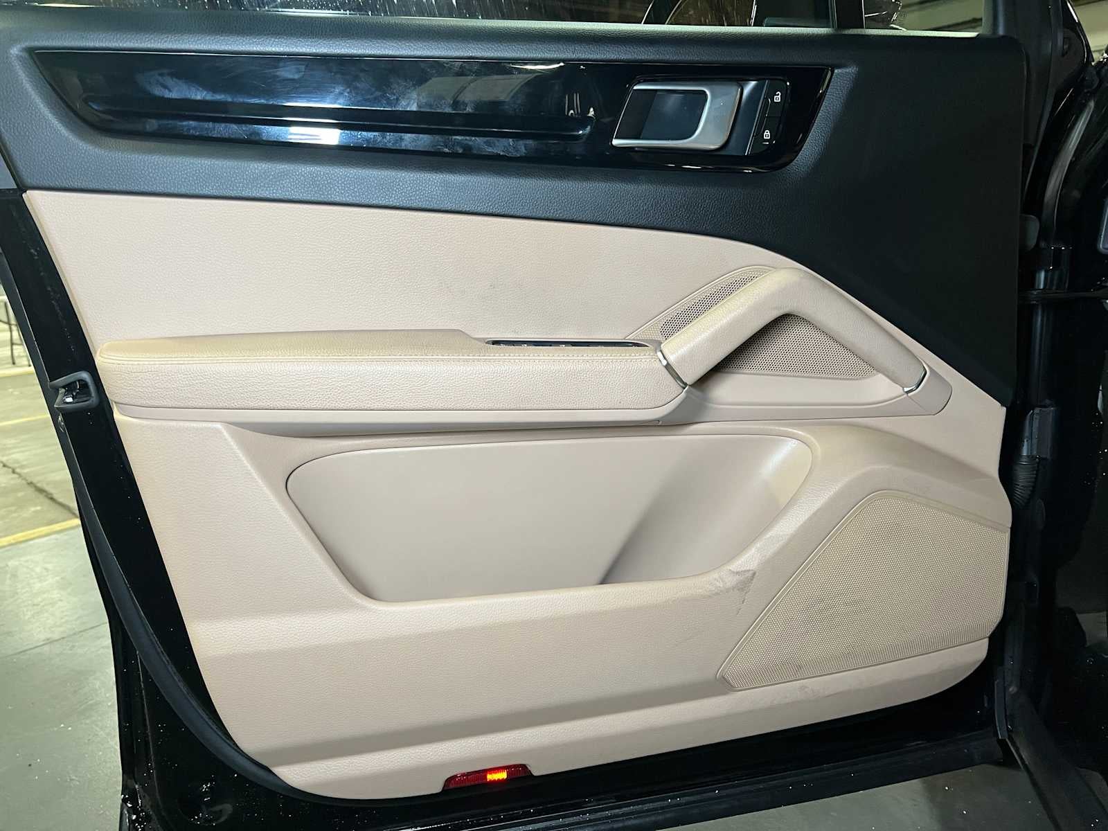 2023 Porsche Cayenne AWD