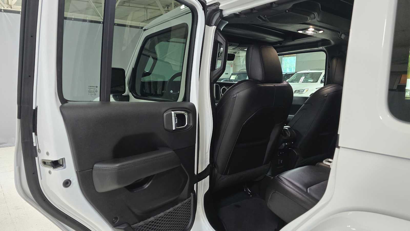 2023 Jeep Wrangler Sahara Altitude