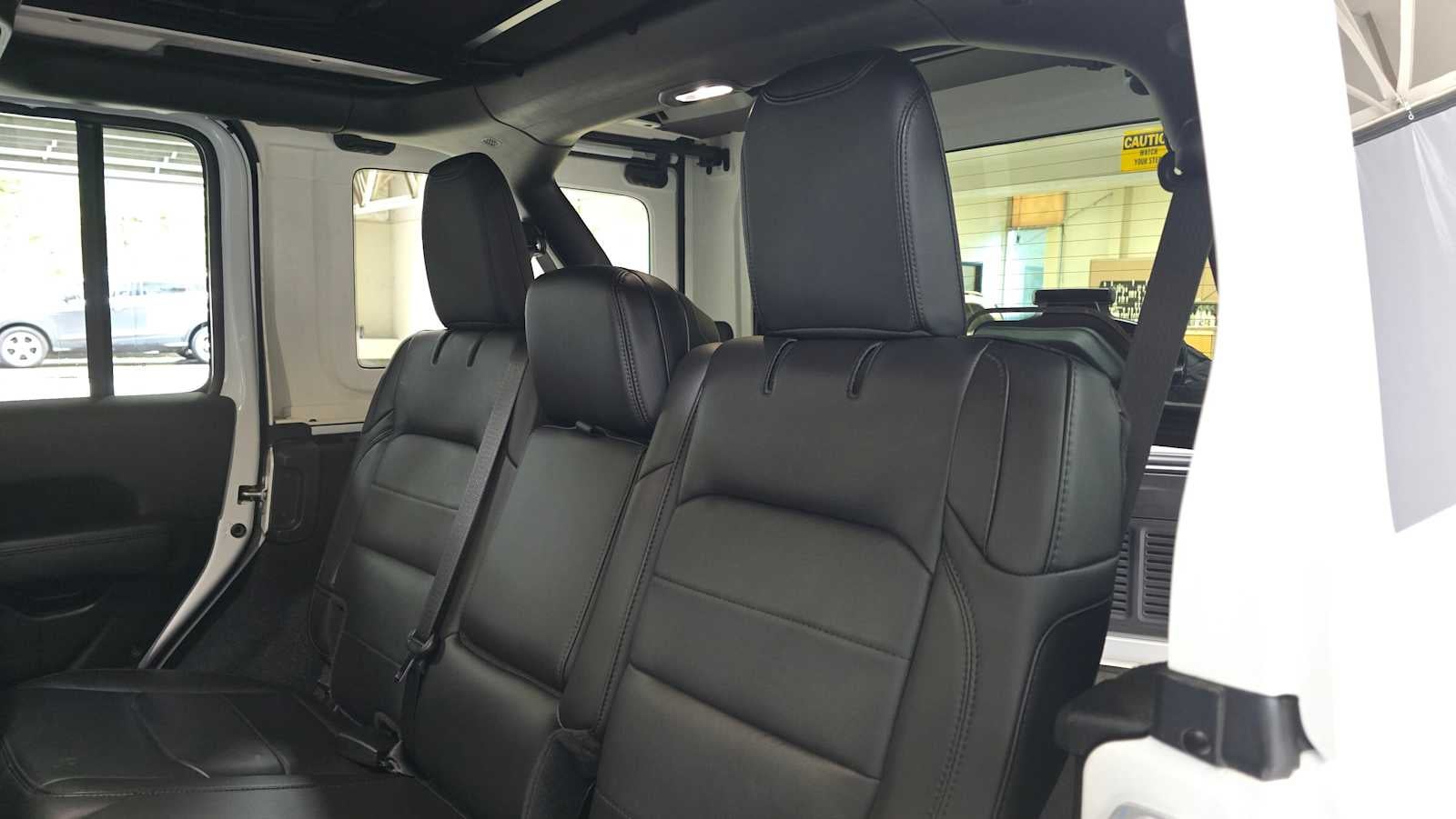 2023 Jeep Wrangler Sahara Altitude