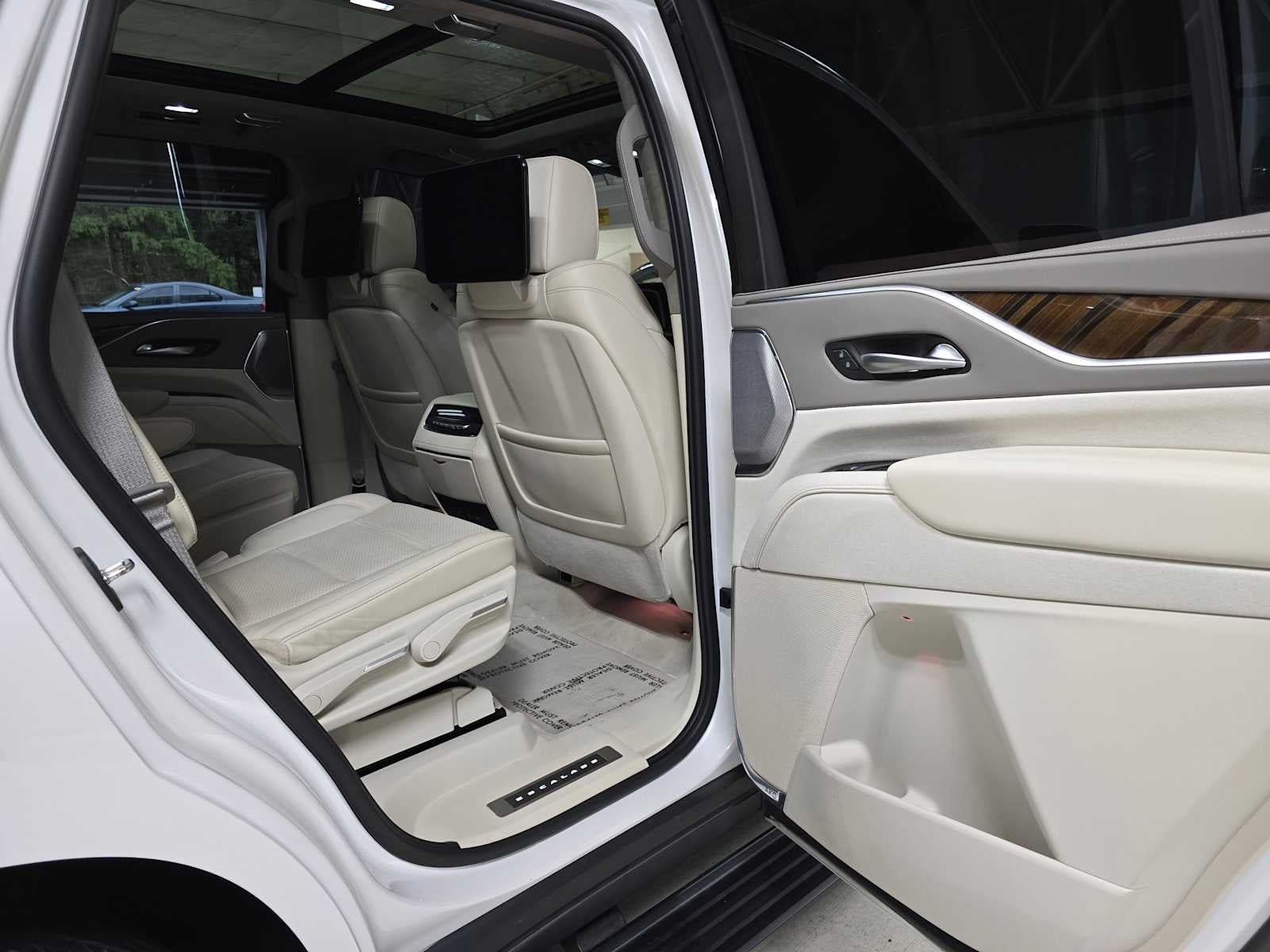 2022 Cadillac Escalade Sport Platinum