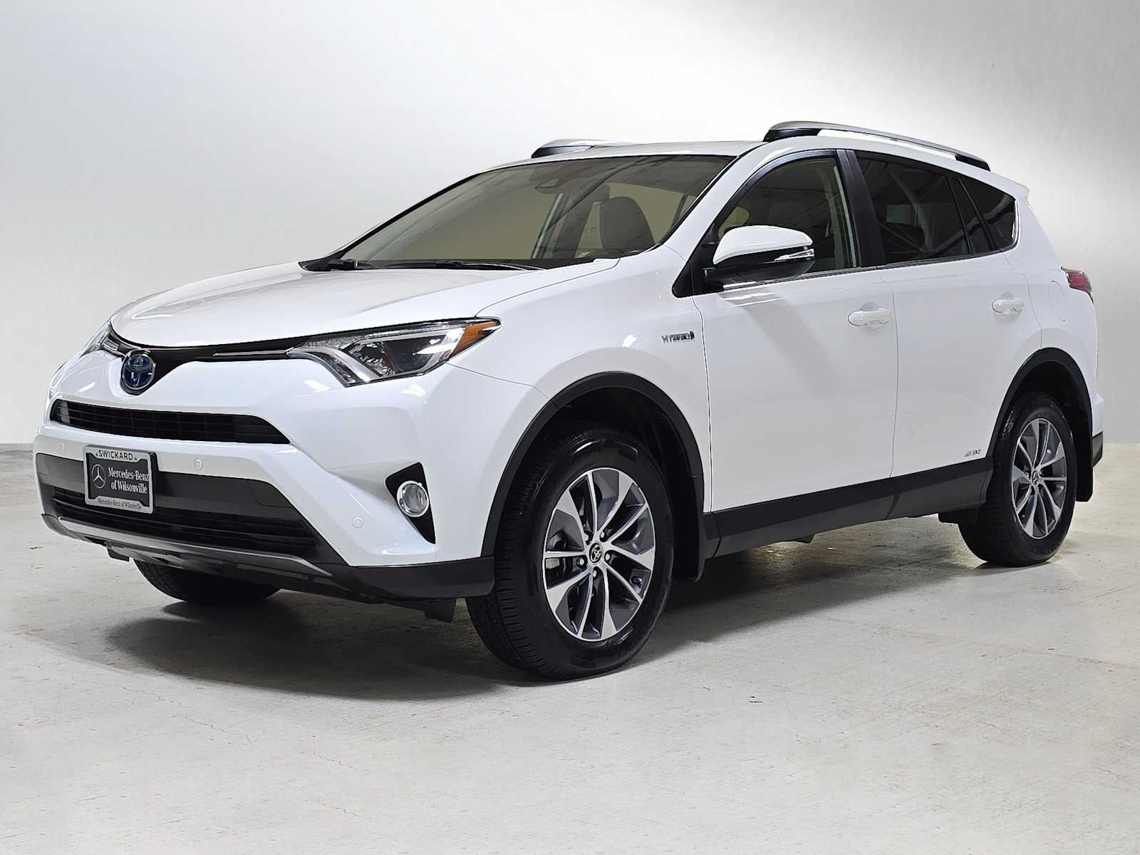 2017 Toyota RAV4 Hybrid XLE