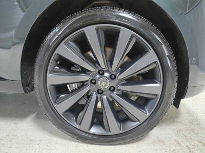 2023 Land Rover Range Rover SV