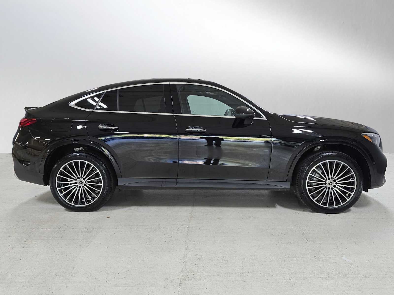 2025 Mercedes-Benz GLC GLC 300