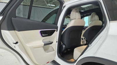 2025 Mercedes-Benz GLC GLC 300