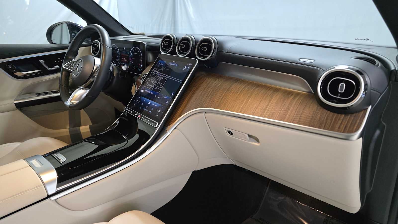 2024 Mercedes-Benz GLC GLC 300