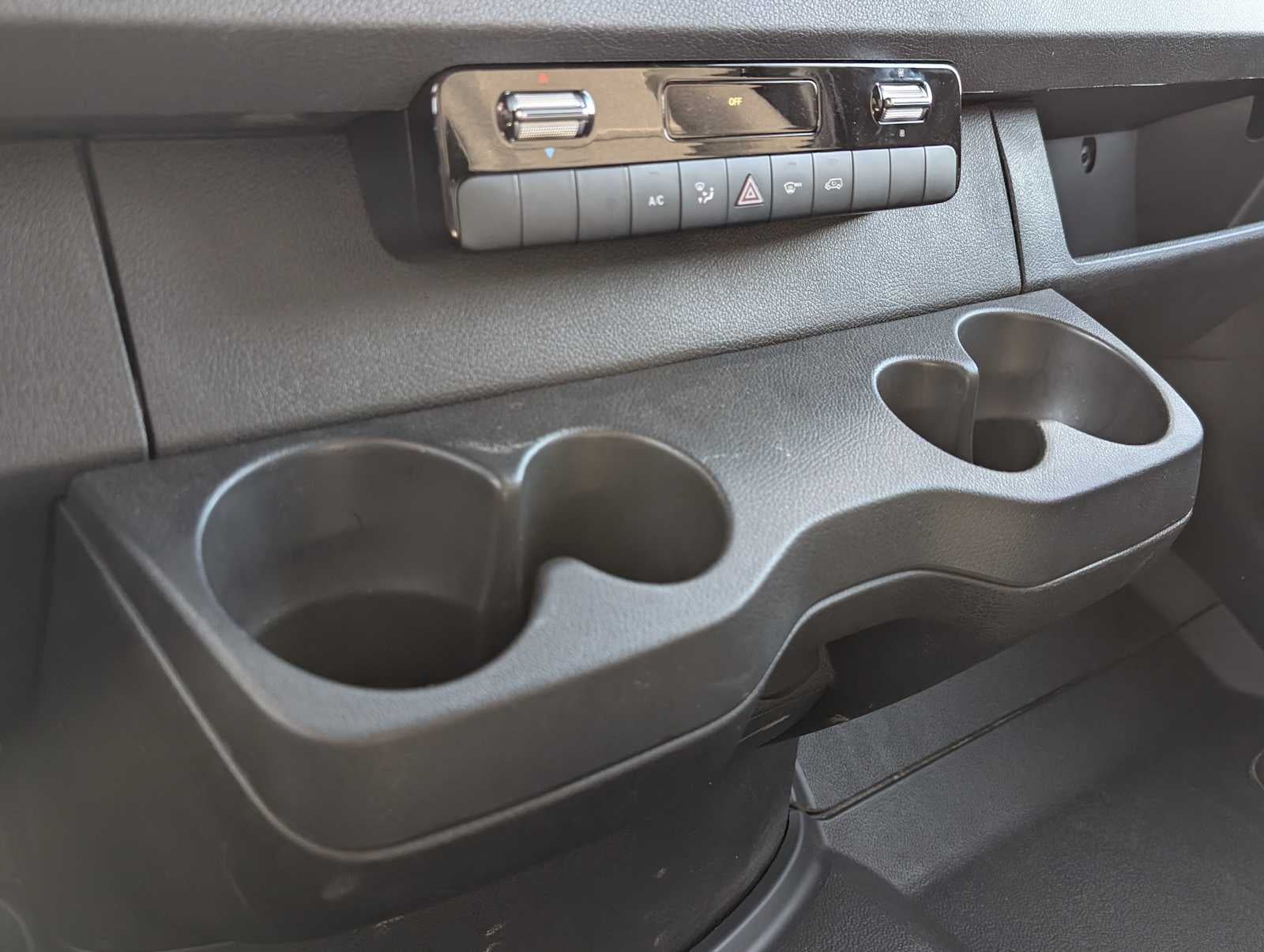 2025 Mercedes-Benz Sprinter 2500 Standard Roof I4 Diesel 144" RWD