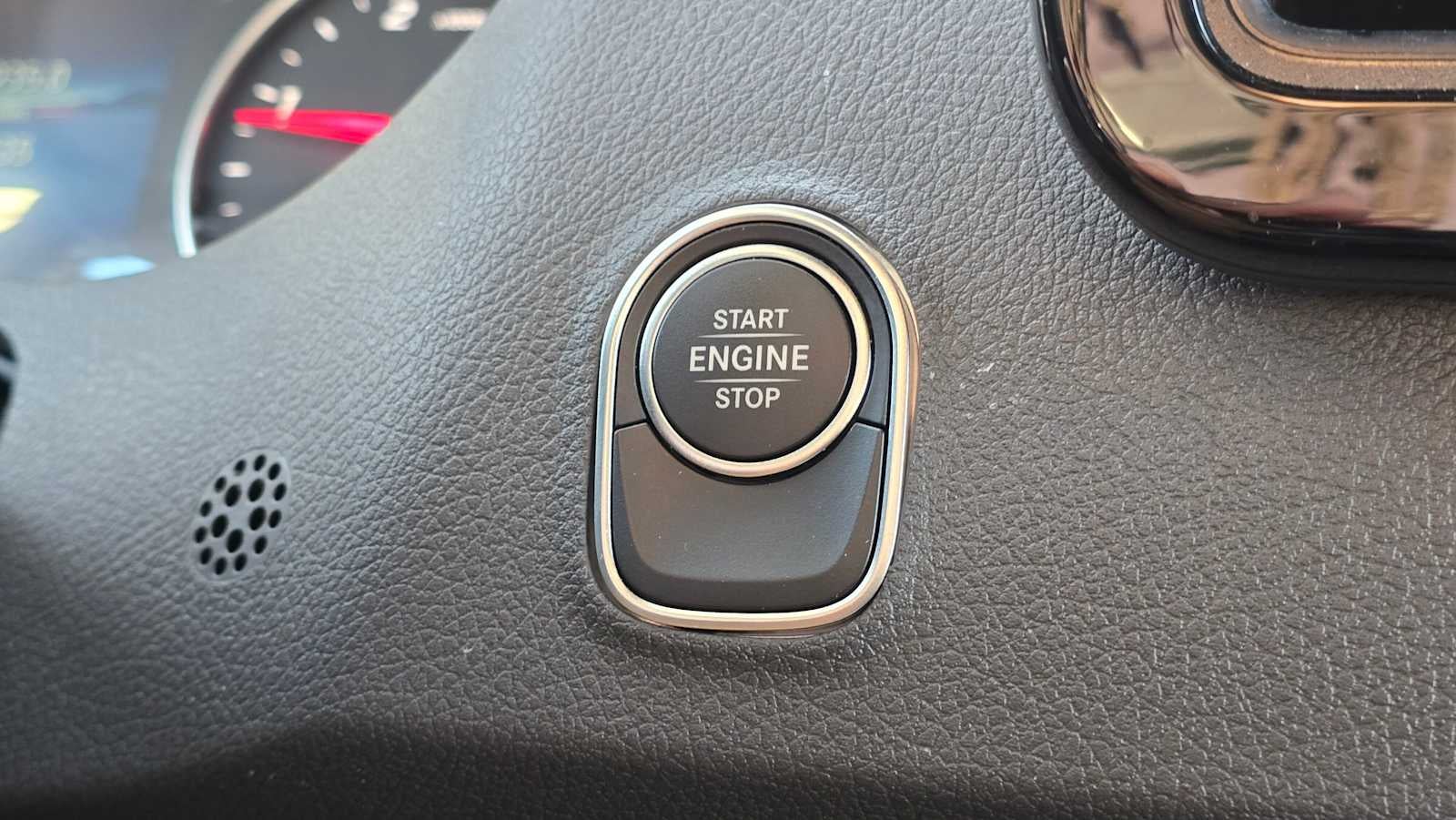 2025 Mercedes-Benz Sprinter 2500 Standard Roof I4 Diesel 144" RWD