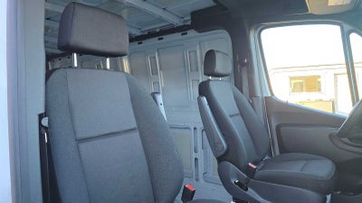 2025 Mercedes-Benz Sprinter 2500 Standard Roof I4 Diesel 144" RWD