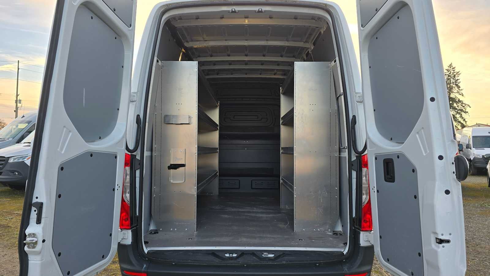 2025 Mercedes-Benz Sprinter 2500 Standard Roof I4 Diesel 144" RWD