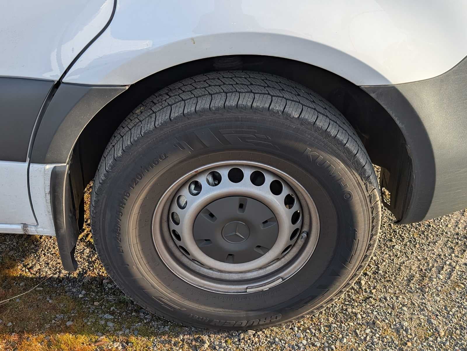 2025 Mercedes-Benz Sprinter 2500 Standard Roof I4 Diesel 144" RWD