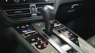 2022 Porsche Macan GTS