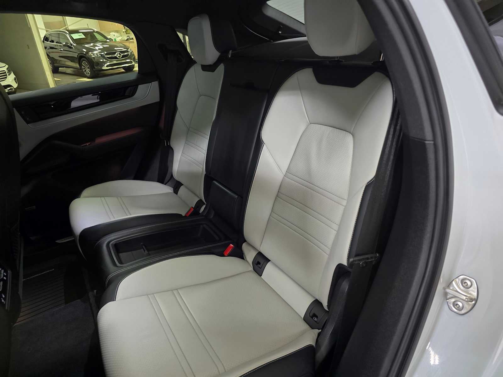 2024 Porsche Cayenne S