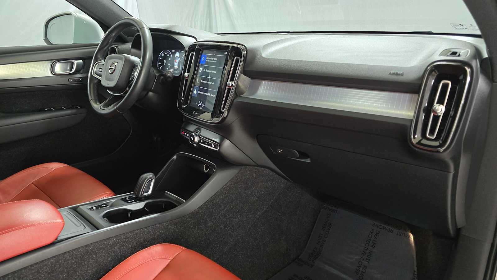 2020 Volvo XC40 Momentum