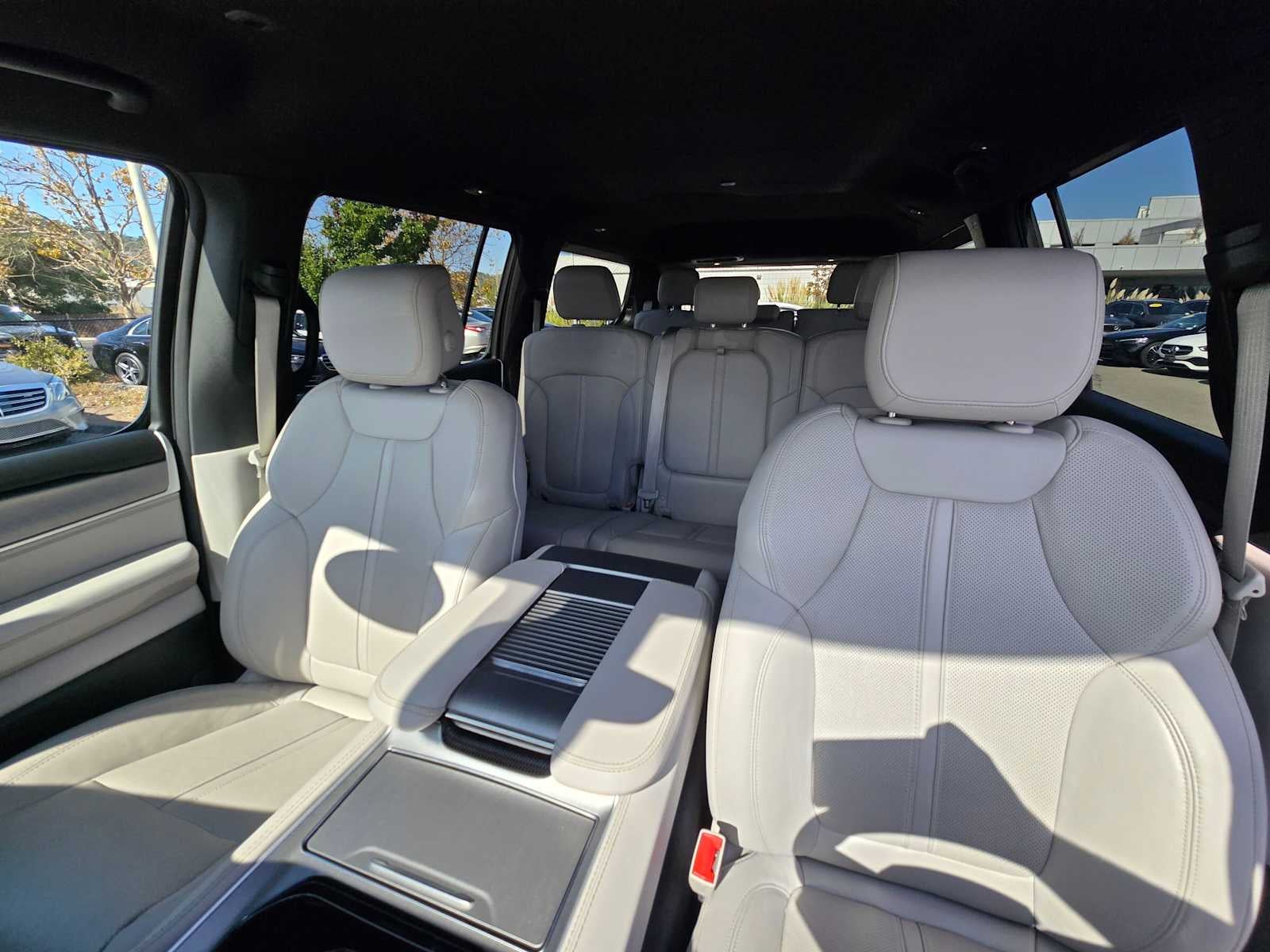 2025 Jeep Wagoneer 4x4