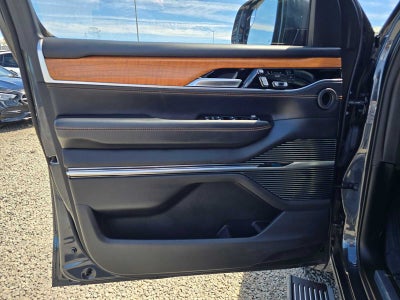 2022 Jeep Grand Wagoneer Series III