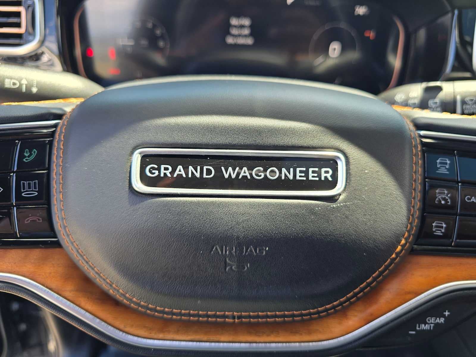 2022 Jeep Grand Wagoneer Series III