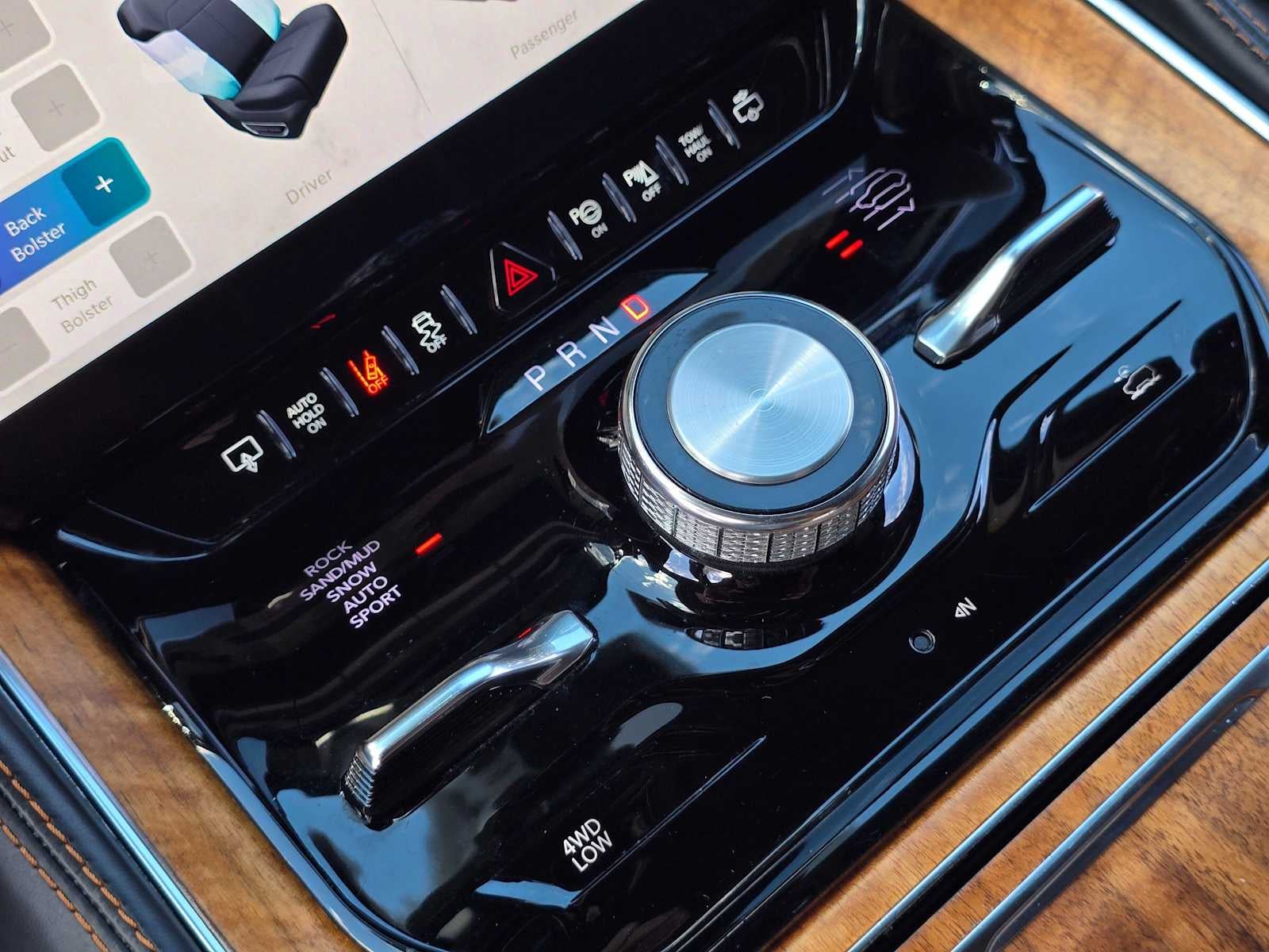 2022 Jeep Grand Wagoneer Series III