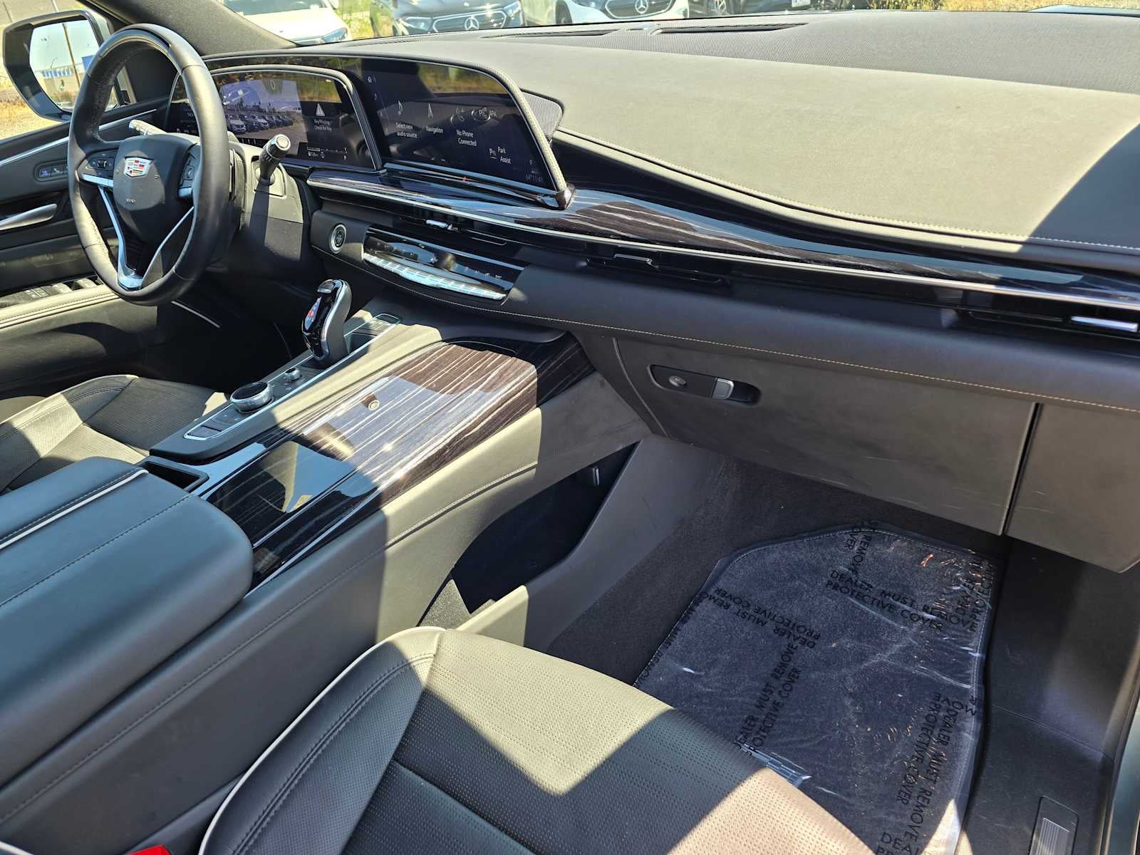 2023 Cadillac Escalade 4WD Sport